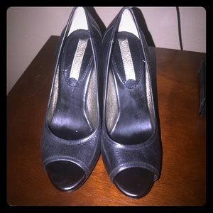 Banana republic heels